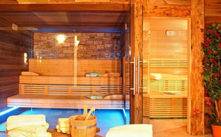 Hotel Dolomiti in Canazei , Italy image 4